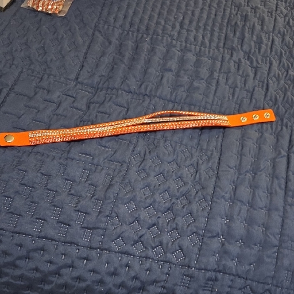 **LAST CALL-DONATE 04/19**NWOT LEATHER MELON/SILVER WRAP BRACELET